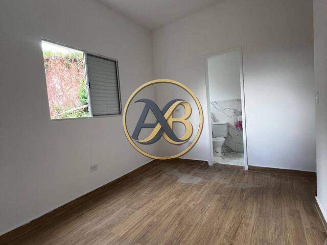 Casa para Venda em Santana de Parnaíba - 5