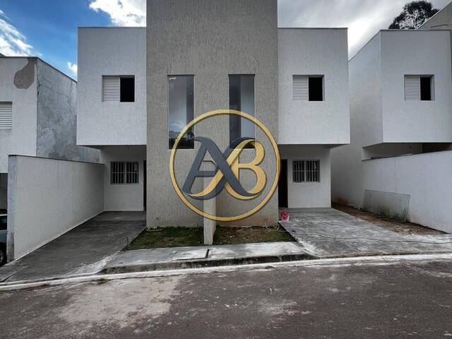 Casa para Venda em Santana de Parnaíba - 2