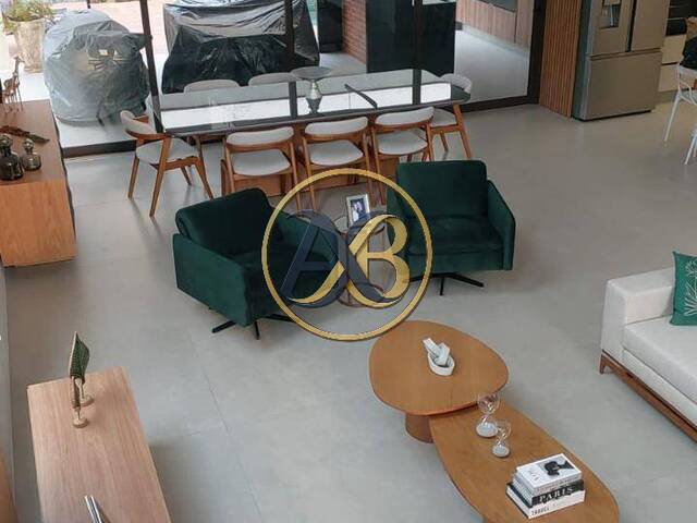 Casa para Venda em Santana de Parnaíba - 2