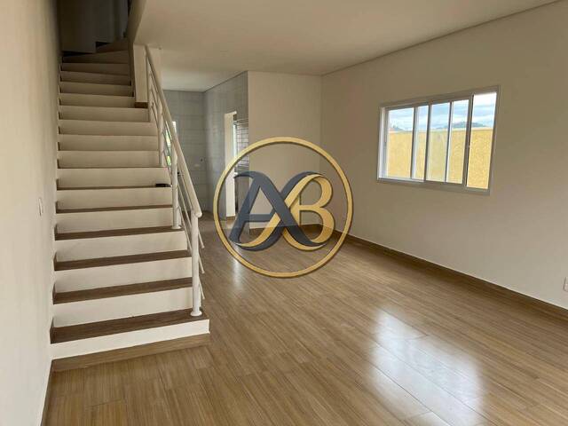 Casa para Venda em Santana de Parnaíba - 2