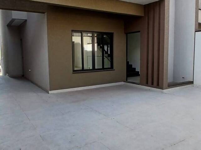 Casa para Venda em Cajamar - 2