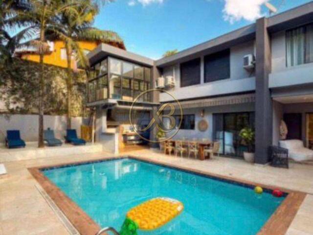 #115 - Casa para Venda em Santana de Parnaíba - SP - 1