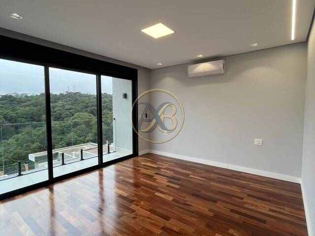 #120 - Casa para Venda em Santana de Parnaíba - SP - 3